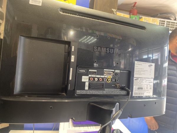 Купить Samsung T24C370EX в Новосибирск за 6000 руб.