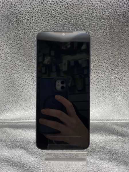 Купить TECNO Spark 10 4/128GB (KI5q) Duos в Новосибирск за 5100 руб.