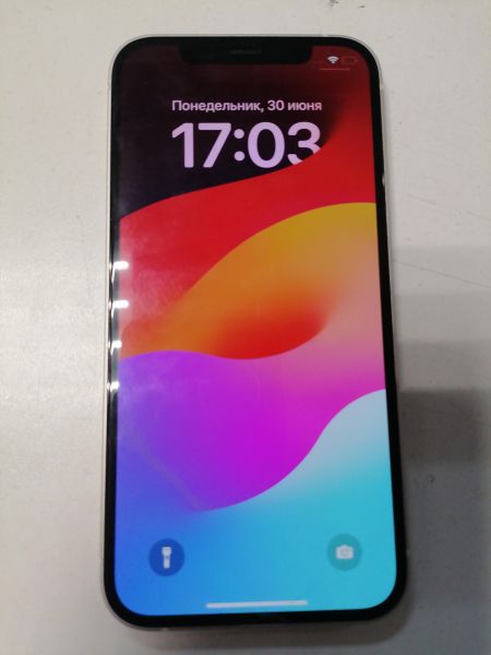 Купить Apple iPhone 12 64GB в Новосибирск за 19000 руб.