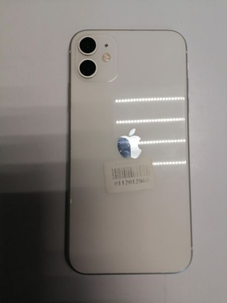 Купить Apple iPhone 11 64GB в Новосибирск за 12850 руб.