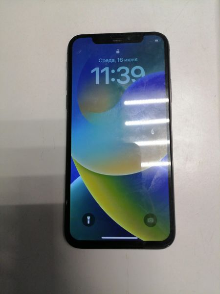 Купить Apple iPhone X 64GB в Новосибирск за 8800 руб.