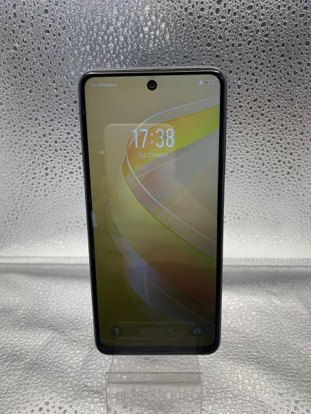 Купить Infinix Smart 8 3/64GB (X6525) Duos в Новосибирск за 3800 руб.