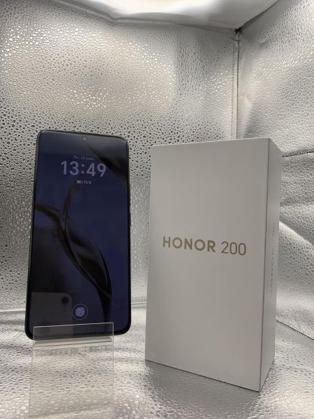Купить Honor 200 12/512GB (ELI-NX9) Duos в Новосибирск за 28950 руб.