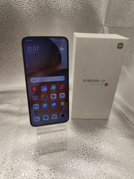 Купить Xiaomi 13 12/256GB (2211133G) Duos в Новосибирск за 28950 руб.