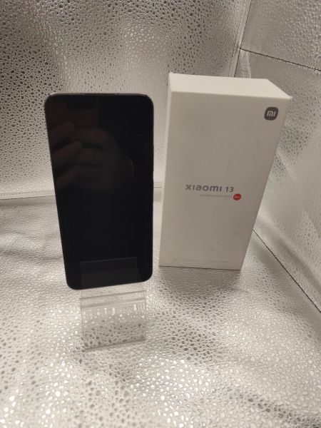 Купить Xiaomi 13 12/256GB (2211133G) Duos в Новосибирск за 28950 руб.