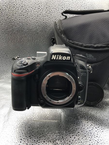 Купить Nikon D600 Body с СЗУ в Новосибирск за 17100 руб.