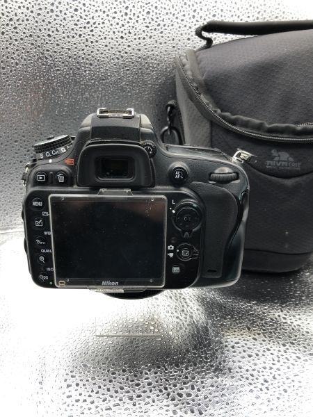 Купить Nikon D600 Body с СЗУ в Новосибирск за 17100 руб.