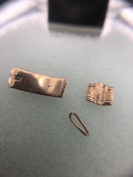 Купить Лом золото 585 0,56g, вес изделия 0.56g в Новосибирск за 3400 руб.