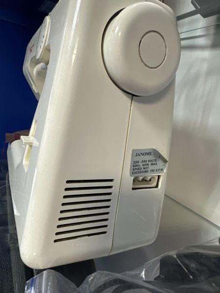 Купить Janome 639B в Новосибирск за 3100 руб.