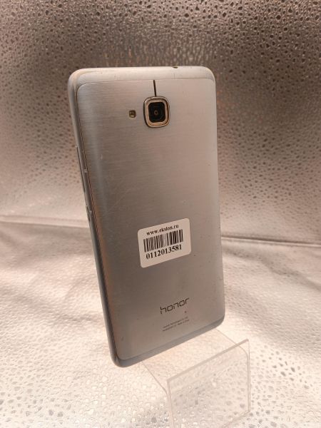 Купить Honor 5C 2/16GB (NEM-L51) Duos в Новосибирск за 1000 руб.