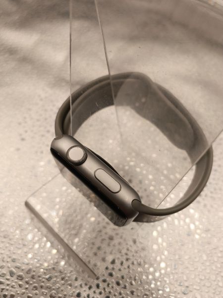 Купить Apple Watch Sport 42mm (A1554 MJ3T2) c СЗУ в Новосибирск за 2700 руб.