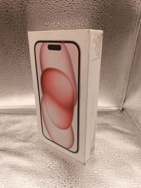 Купить Apple iPhone 15 128GB в Новосибирск за 44100 руб.
