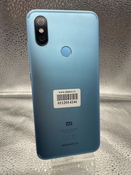 Купить Xiaomi Mi A2 6/128GB (M1804D2SG) Duos в Новосибирск за 4500 руб.