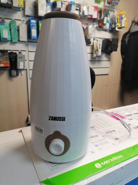 Купить Zanussi ZH2 Ceramico в Новосибирск за 900 руб.