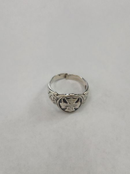 серебряное кольцо Кольцо серебро 925 6,85g, вес изделия 6.85g, размер 20 в Иркутск