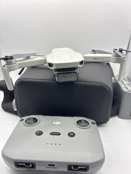 квадрокоптер и дрон DJI Mini 2 SE в Новосибирск