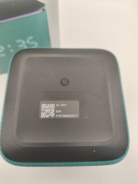 умная колонка Яндекс Станция Миди (YNDX-00054) с СЗУ в Новосибирск