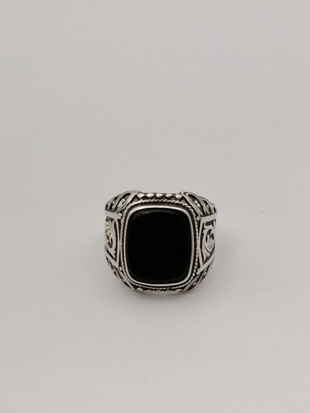 серебряное кольцо Кольцо серебро 925 3,57g, вес изделия 5.57g, размер 20 в Новосибирск