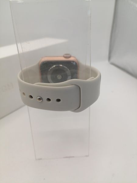 умные часы и браслеты Apple Watch Series 5 40mm (A2092) с СЗУ в Новосибирск