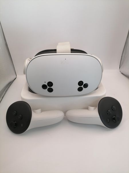 очки и системы vr Oculus Quest 3S (P97) 128GB в Новосибирск