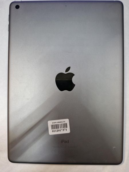 планшет Apple iPad 5 2017 32GB (A1822) (без SIM) в Иркутск
