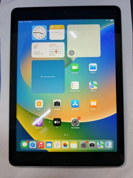 планшет Apple iPad 5 2017 32GB (A1822) (без SIM) в Иркутск