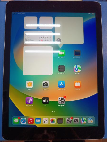 планшет Apple iPad 5 2017 32GB (A1822) (без SIM) в Иркутск