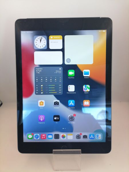 планшет Apple iPad Air 2 2014 32GB (A1567) (с SIM) в Новосибирск