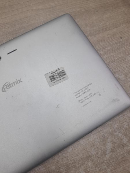 Купить Ritmix RMD-1026 (без SIM) в Иркутск за 500 руб.