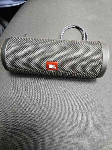 Купить JBL Flip 4 в Иркутск за 1849 руб.