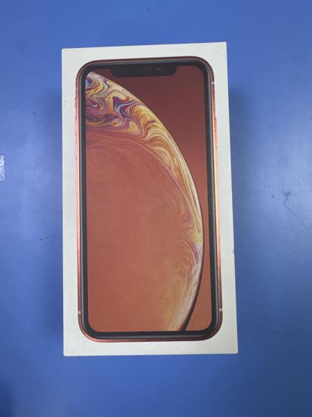 Купить Apple iPhone XR 128GB в Иркутск за 13899 руб.