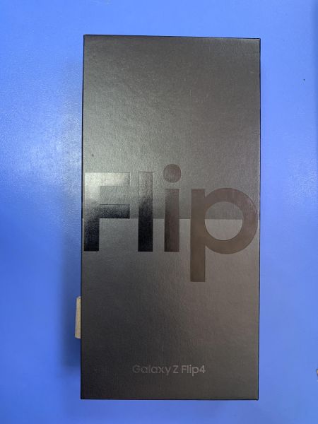 Купить Samsung Galaxy Z Flip 4 8/256GB (F721B) Duos в Иркутск за 19600 руб.