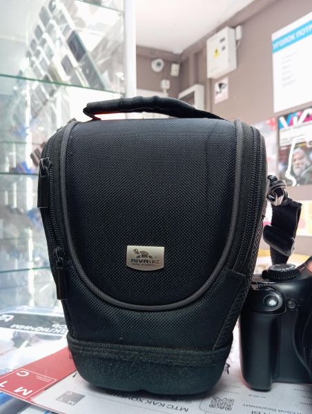 Купить Canon EOS 1100D (DS126291) Kit с СЗУ в Иркутск за 6000 руб.