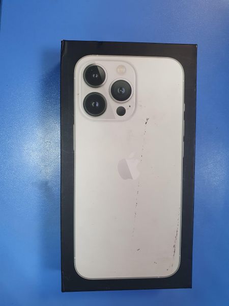 Купить Apple iPhone 13 Pro 128GB в Ангарск за 16100 руб.