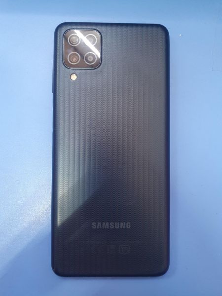 Купить Samsung Galaxy M12 4/64GB (M127F) Duos в Иркутск за 4000 руб.