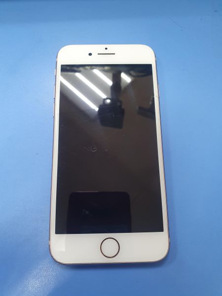 Купить Apple iPhone 8 64GB в Иркутск за 3100 руб.