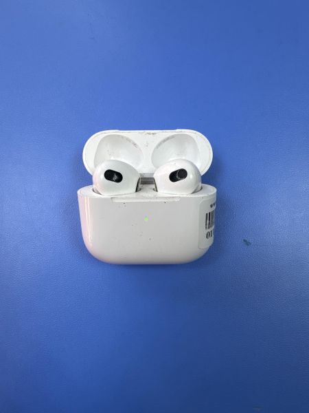 Купить Реплика Apple AirPods 3 (A2564, A2565, A2566 ) в Иркутск за 500 руб.