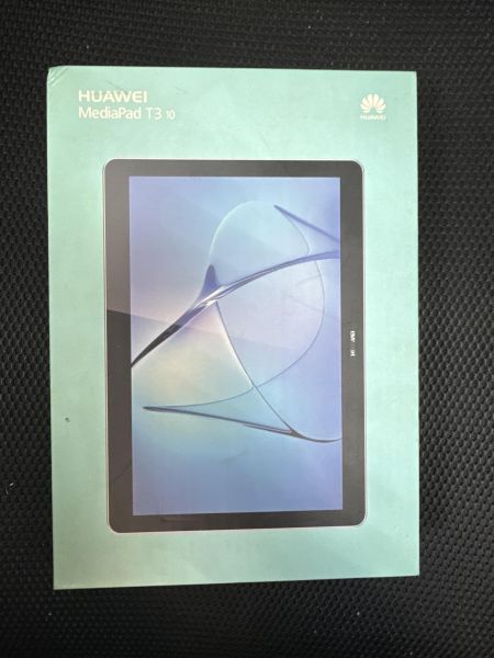 Купить Huawei MediaPad T3 10 LTE 16GB (AGS-L09)  (с SIM) в Иркутск за 2350 руб.