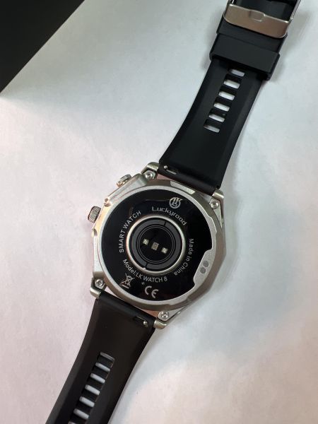 Купить Luckyroad LK Watch 8 с СЗУ в Иркутск за 1650 руб.