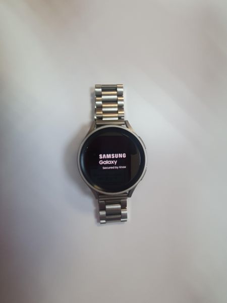 Купить Samsung Galaxy Watch 5 Pro (SM-R920) с СЗУ в Иркутск за 7300 руб.