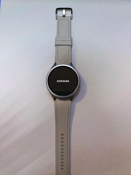 Купить Samsung Galaxy Watch 6 47mm (SM-R960) с СЗУ в Иркутск за 8800 руб.