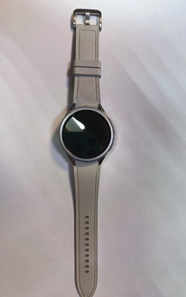 Купить Samsung Galaxy Watch 6 47mm (SM-R960) с СЗУ в Иркутск за 8800 руб.