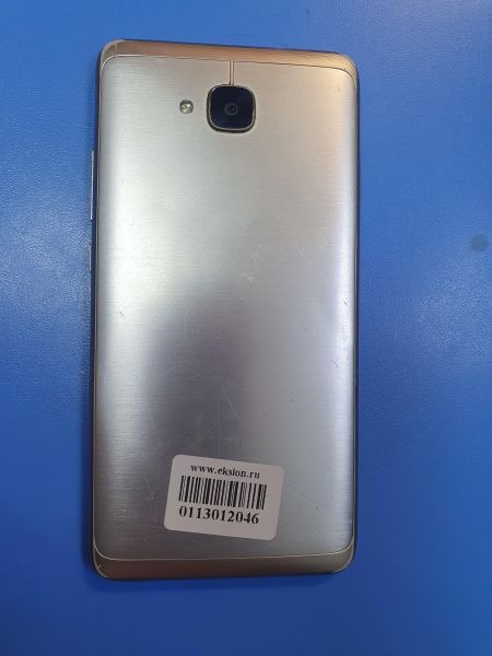 Купить Honor 5C 2/16GB (NEM-L51) Duos в Иркутск за 900 руб.