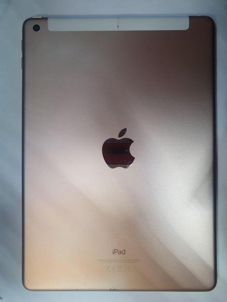 Купить Apple iPad 6 2018 32GB (A1954 MR6N2) (с SIM) в Иркутск за 7000 руб.