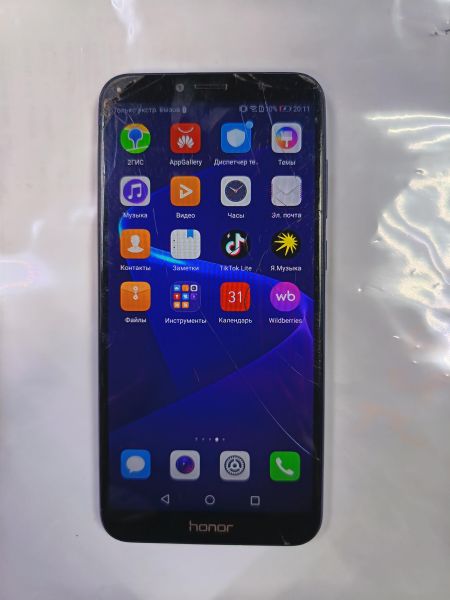 Купить Honor 7C 3/32GB (AUM-L41) Duos в Иркутск за 1400 руб.