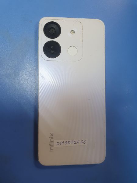 Купить Infinix Smart 7 HD 2/64GB (X6516) Duos в Иркутск за 2800 руб.