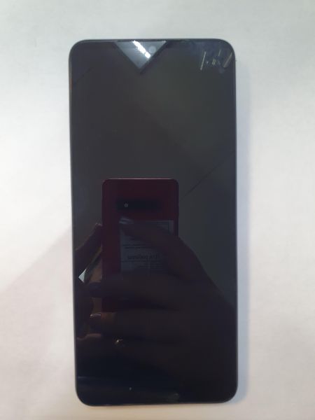 Купить Xiaomi Redmi A3 4/128GB (23129RN51X) Duos в Иркутск за 3900 руб.