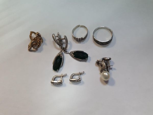 Купить Лом или горсть серебро 925 10,75g, вес изделия 19.14g в Иркутск за 950 руб.