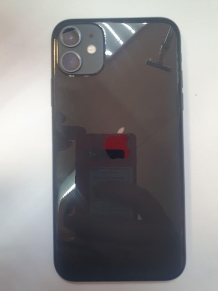 Купить Apple iPhone 11 64GB в Иркутск за 12900 руб.
