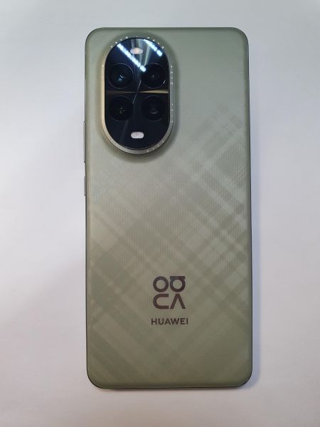 Купить Huawei nova 13 Pro 12/512GB (MIS-LX9) Duos в Иркутск за 21400 руб.